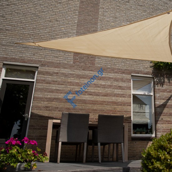 Τρίγωνο πανί σκίασης  230 gsm 90° 4,2x4,2x6μ. Εκρού