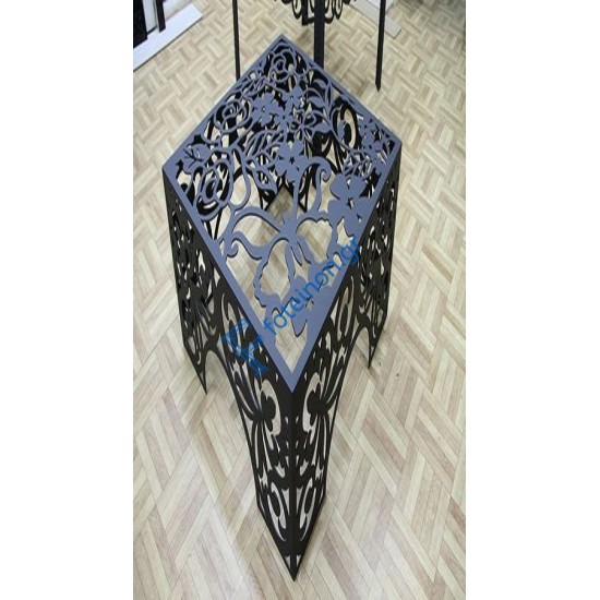 Έπιπλα και διακοσμητικά από μαύρη λαμαρίνα (τιμή τ.μ)