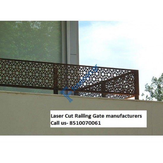 Κάγκελα μπαλκονιών από μαύρη λαμαρίνα (τιμή τ.μ)