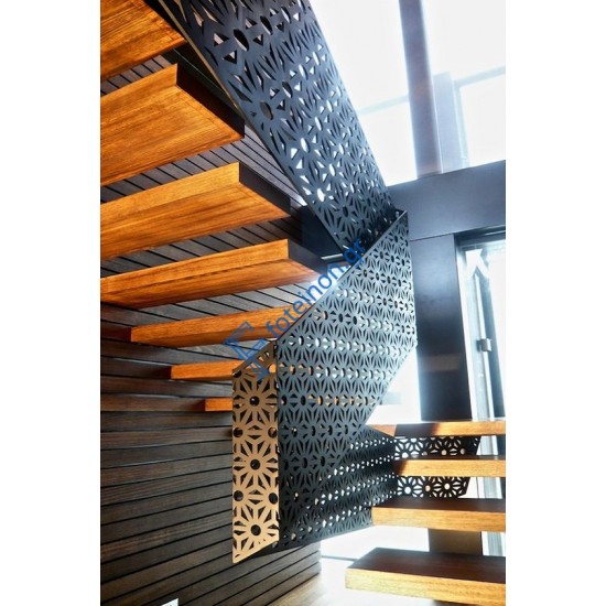 Σκάλες διαμορφωμένες με μαύρη λαμαρίνα (τιμή τ.μ)