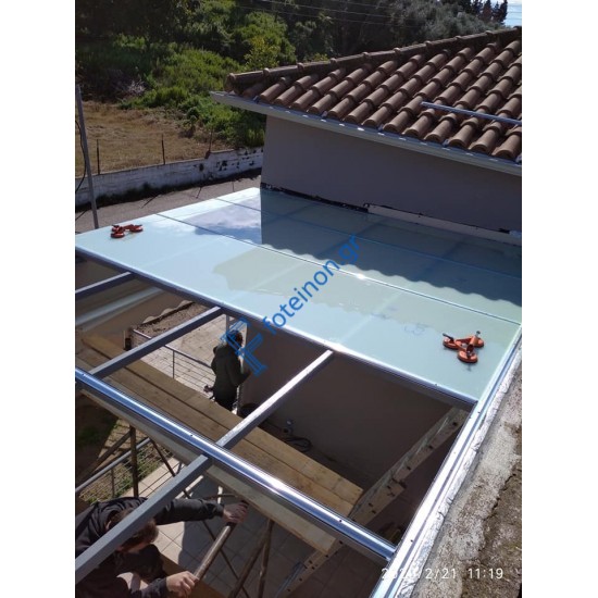 Προφίλ πολυκαρβονικού σε χρώμα λευκό 9016 M4297