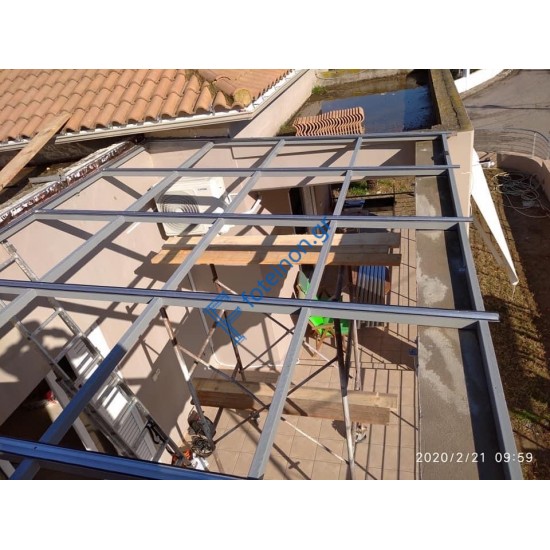 Προφίλ πολυκαρβονικού σε χρώμα λευκό 9016 M4297